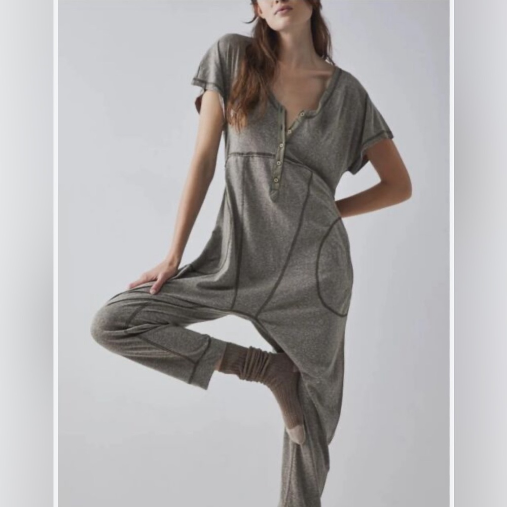 Pillow talk Henley romper